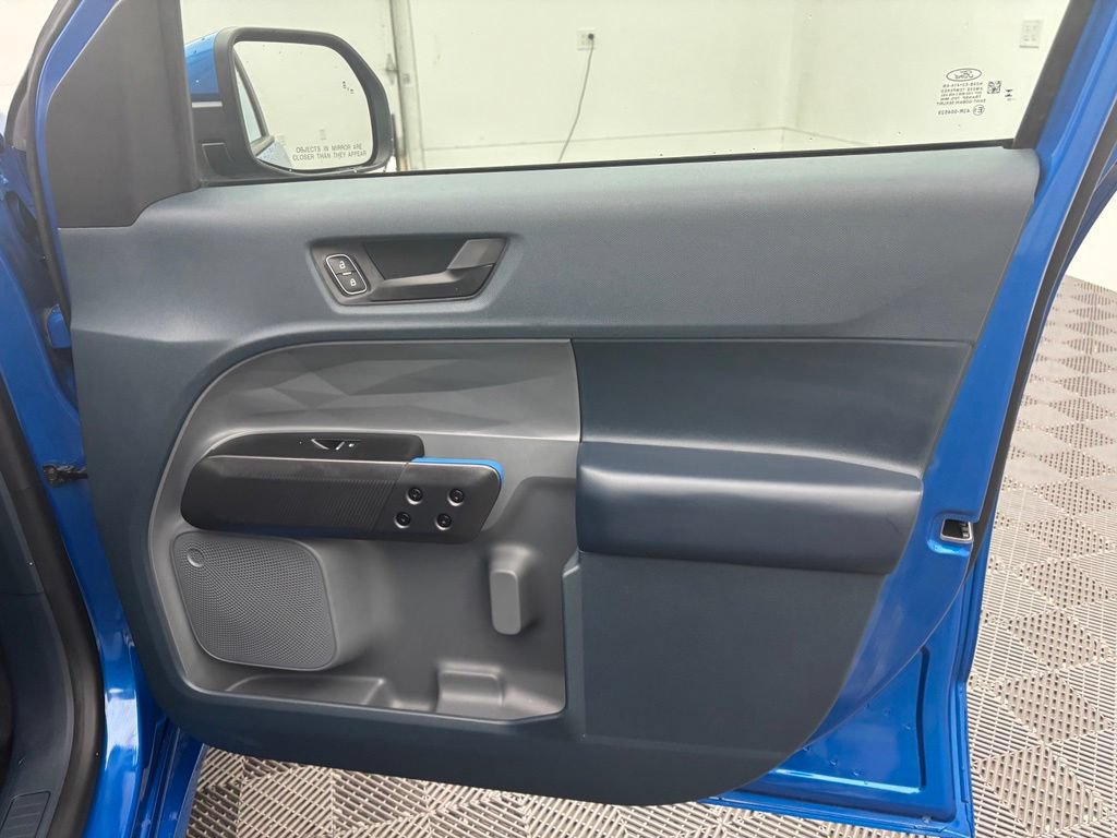 Used 2025 Ford Maverick Lobo AWD/4WD image 30