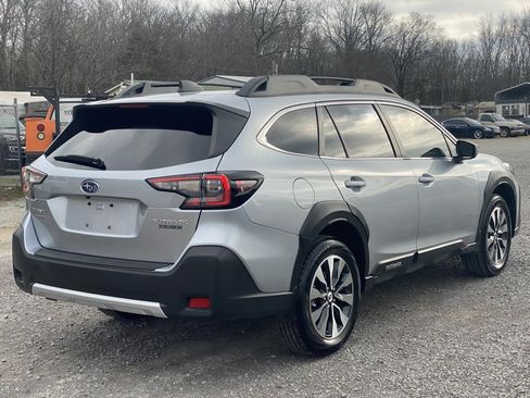 Used 2024 Subaru Outback Limited image 5