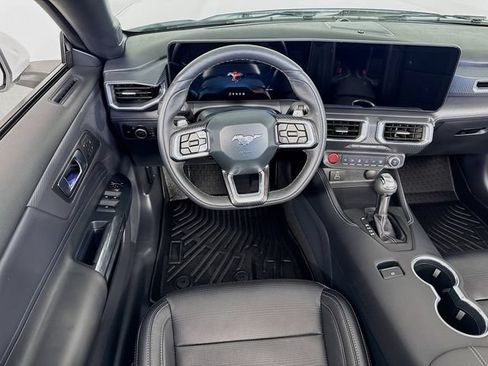 Used 2025 Ford Mustang GT Premium RWD image 25