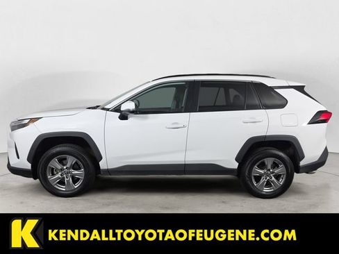 Used 2024 Toyota RAV4 XLE AWD/4WD image 8