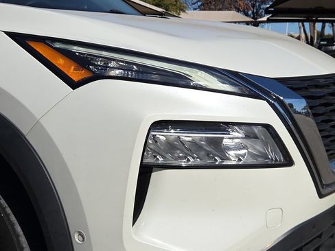 Used 2023 Nissan Rogue SL w/ SL Premium Package AWD/4WD image 10