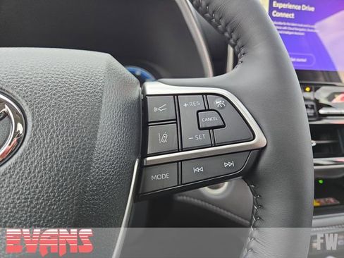 New 2026 Toyota Highlander Limited image 17