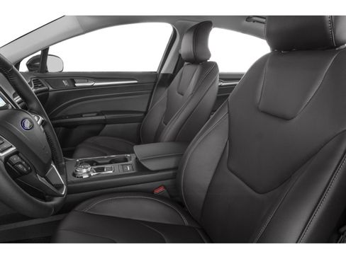 Used 2018 Ford Fusion Titanium image 6