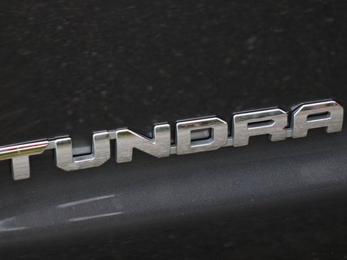 Used 2015 Toyota Tundra SR5 w/ TRD Off Road Package image 46