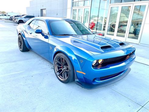Used 2023 Dodge Challenger SRT Hellcat image 3