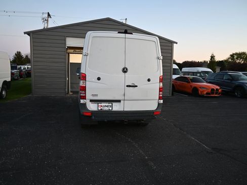 Used 2017 Mercedes-Benz Sprinter 144 Cargo image 19