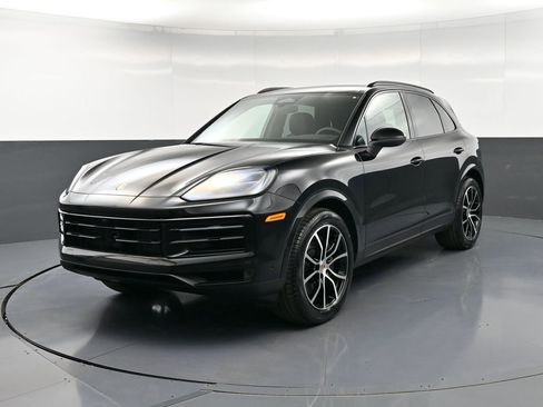 New 2026 Porsche Cayenne AWD/4WD image 1