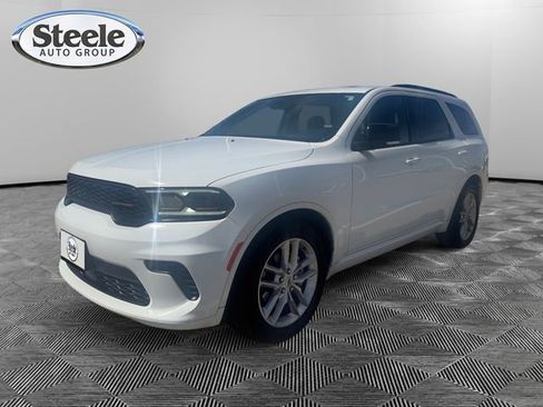 Used 2024 Dodge Durango GT image 1