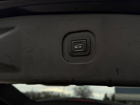 Used 2017 GMC Terrain SLT w/ Driver Alert Package I image 16