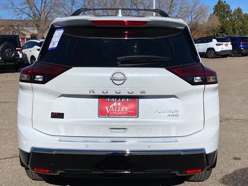 New 2026 Nissan Rogue Platinum w/ Platinum Premium Package image 4