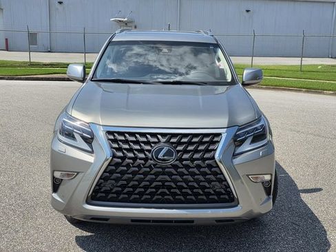 Used 2021 Lexus GX 460 Premium w/ Premium Package AWD/4WD image 2