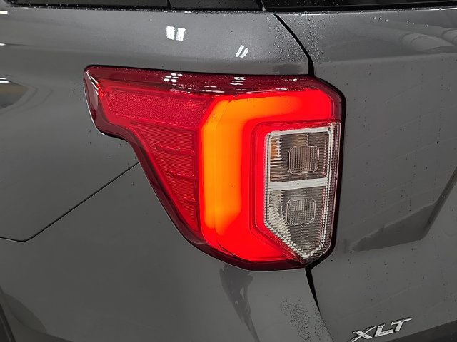 Certified 2023 Ford Explorer XLT AWD/4WD image 31