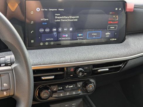 New 2026 Nissan Kicks SV w/ SV Premium Package FWD image 19