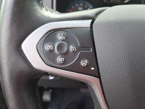 Used 2022 Chevrolet Colorado ZR2 AWD/4WD image 16