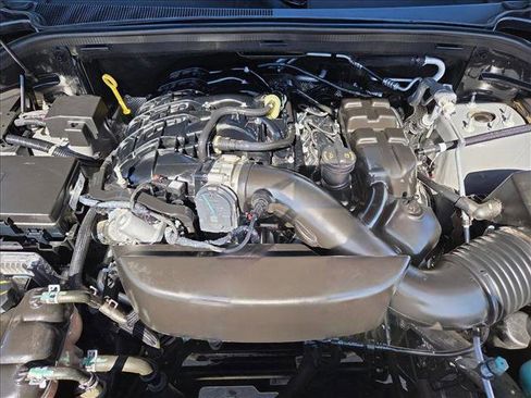 Used 2023 Dodge Durango SXT w/ 3rd Row Seating Group image 21