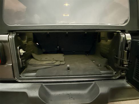 Used 2023 Jeep Wrangler Sport S image 30