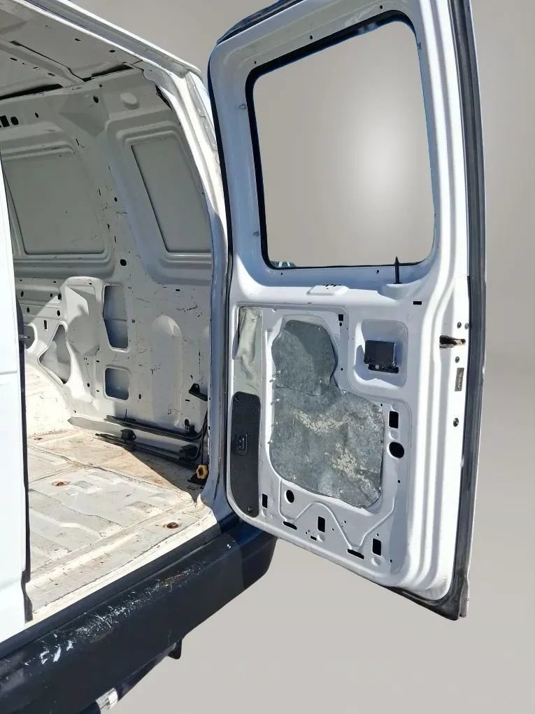 Used 2011 Ford E-250 and Econoline 250 Extended w/ PWR Group RWD image 32