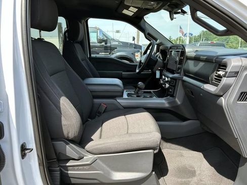 Used 2026 Ford F150 XLT w/ XLT Black Appearance Package AWD/4WD image 15