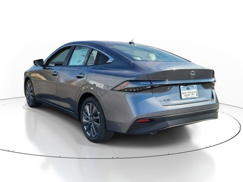New 2026 Nissan Sentra SL w/ Floor Mat Package FWD image 3