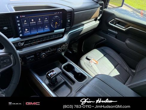 Certified 2025 Chevrolet Silverado 1500 High Country w/ High Country Premium Package AWD/4WD image 34