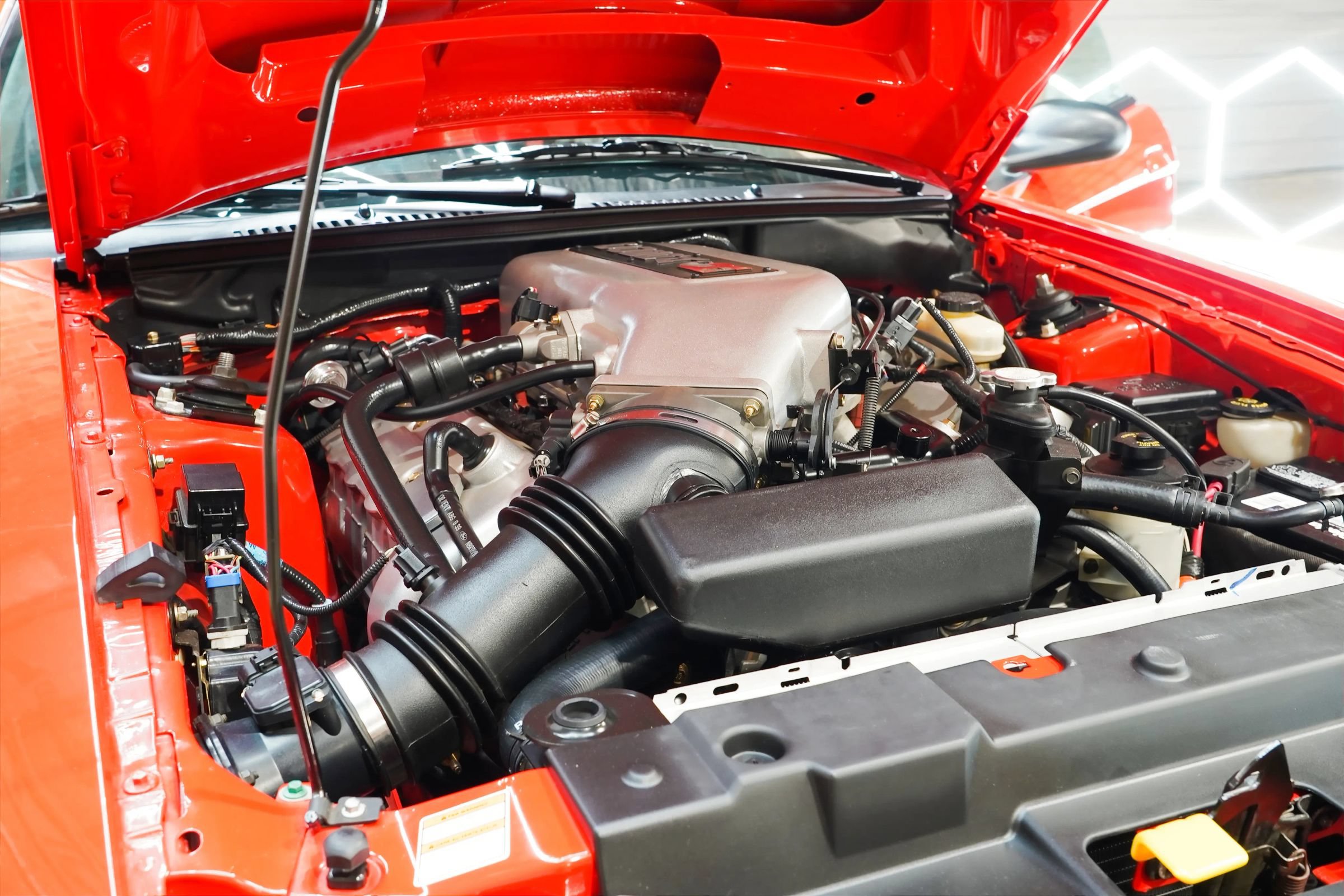 Used 2000 Ford Mustang Cobra RWD image 32