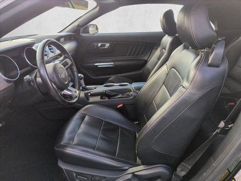 Used 2022 Ford Mustang Premium image 20