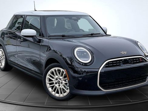 New 2026 MINI Cooper S image 2