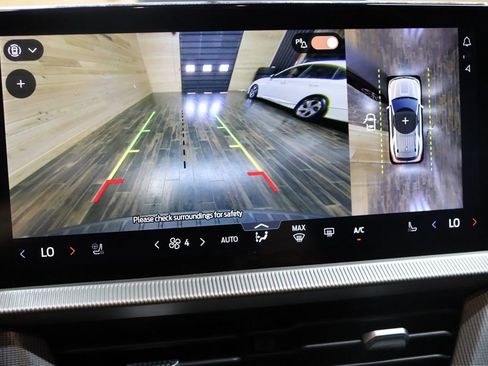 Used 2025 Ford Explorer ST-Line RWD image 45