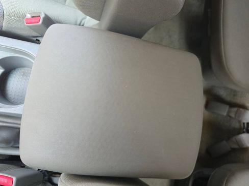 Used 2014 Nissan Frontier S w/ S Preferred Package RWD image 16