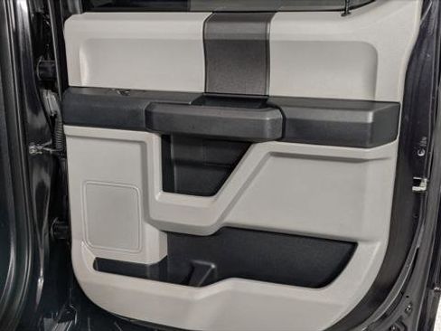 Used 2019 Ford F150 XL w/ Equipment Group 101A Mid RWD image 19