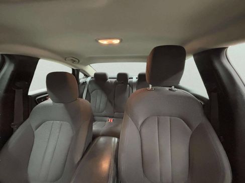 Used 2015 Chrysler 200 Limited w/ Convenience Group image 13