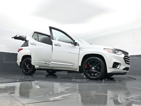 Used 2018 Chevrolet Traverse High Country w/ LPO, Floor Liner Package image 36