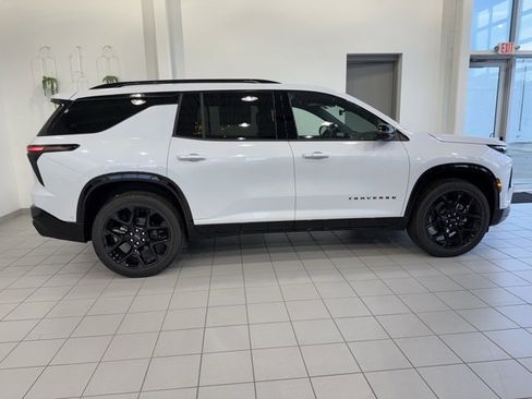 New 2026 Chevrolet Traverse RS image 35