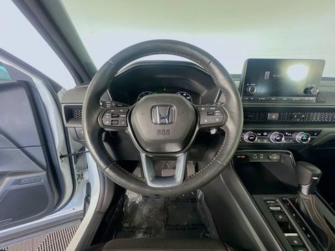 Used 2023 Honda CR-V Sport image 14