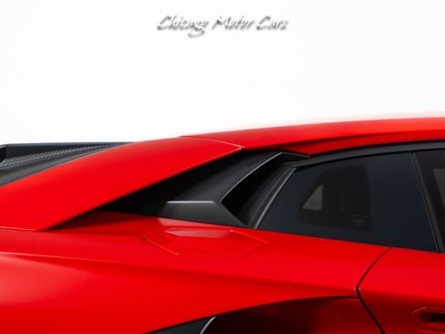 Used 2019 Lamborghini Aventador SVJ AWD/4WD image 14