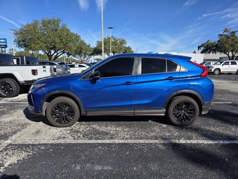 Used 2018 Mitsubishi Eclipse Cross LE image 2