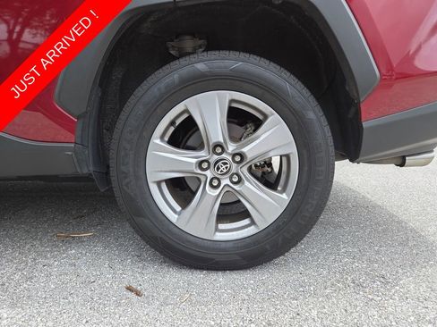 Used 2022 Toyota RAV4 XLE FWD image 20