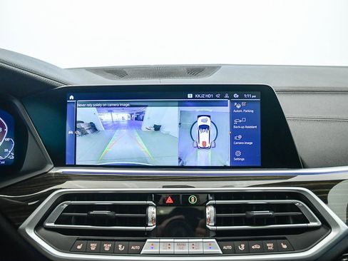 Used 2023 BMW X5 xDrive45e w/ Climate Comfort Package image 25