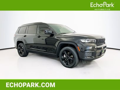 Used 2023 Jeep Grand Cherokee L Laredo