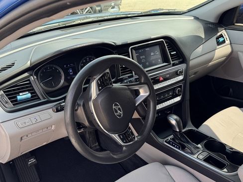 Used 2018 Hyundai Sonata SE FWD image 15