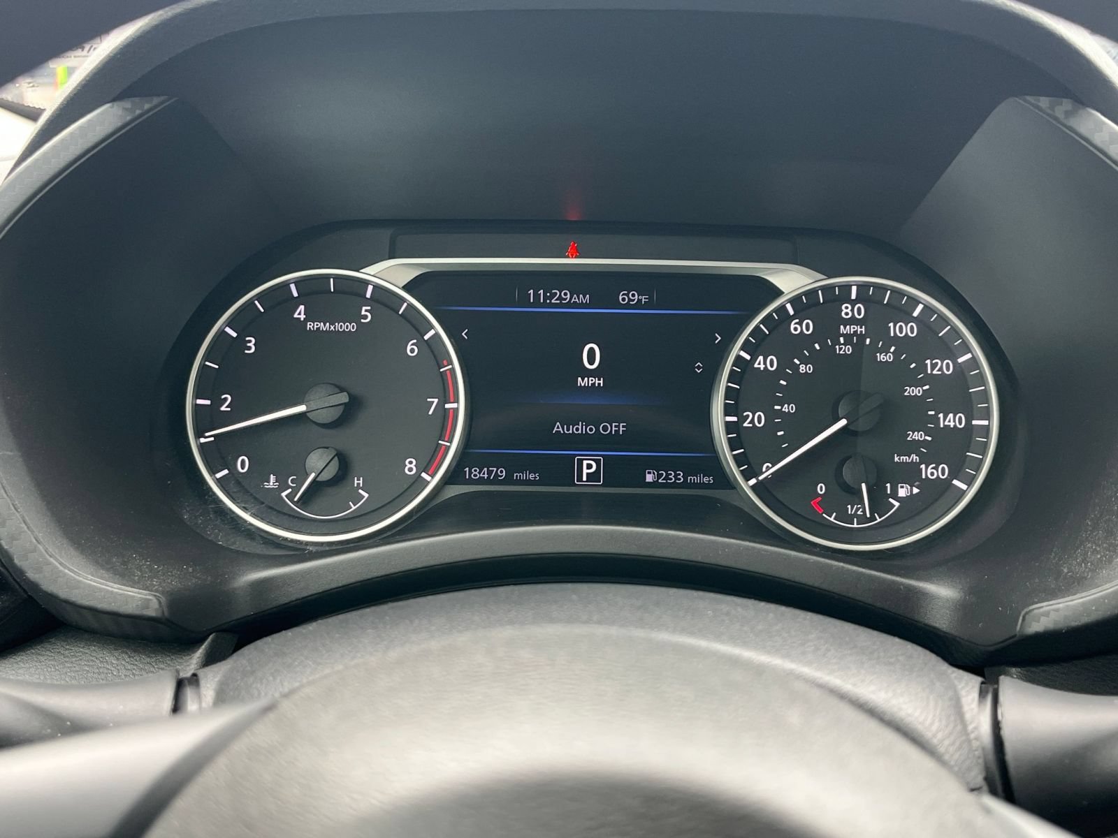 Used 2025 Nissan Sentra SV FWD image 38