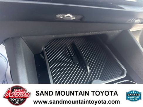 Used 2026 BMW 530i RWD image 19