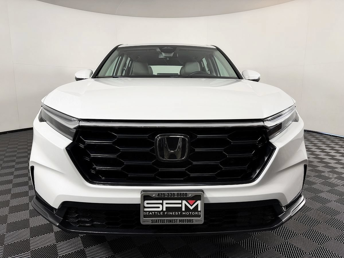 Used 2023 Honda CR-V LX image 4