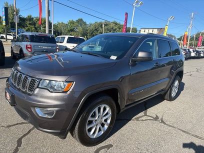 Used 2021 Jeep Grand Cherokee Laredo