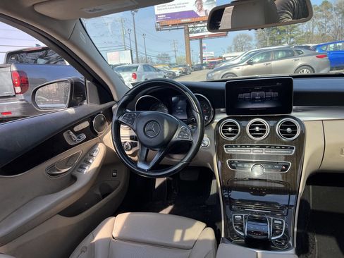 Used 2016 Mercedes-Benz C 300 4MATIC Sedan image 19