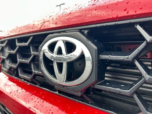 New 2026 Toyota 4Runner TRD Off-Road Premium AWD/4WD image 31