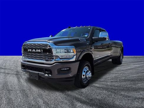 Used 2024 RAM 3500 Limited image 8