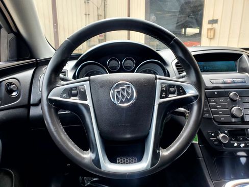 Used 2011 Buick Regal CXL FWD image 38