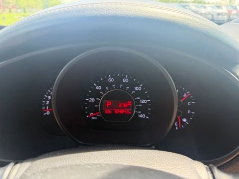 Used 2016 Kia Soul ! w/ Umber Package 1 FWD image 34