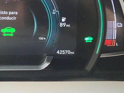 Used 2020 Hyundai Ioniq Limited image 16